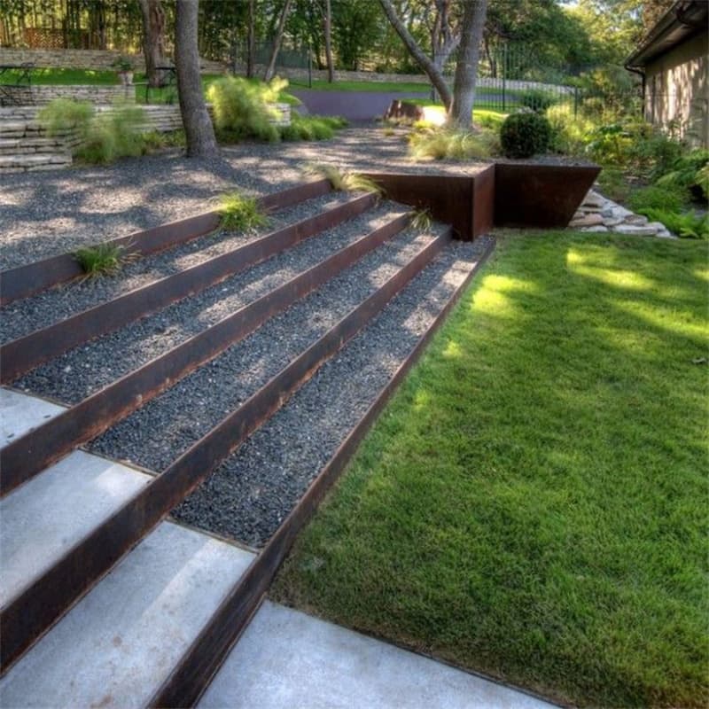 Nostalgia Lawn Edging Supplier