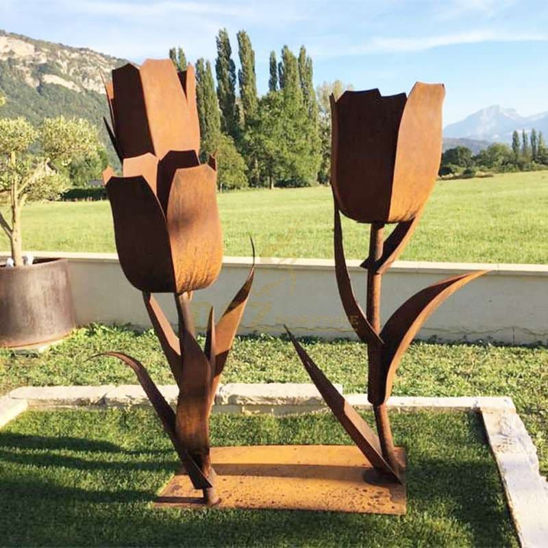 European Style Rusty Garden Ornaments Supplier