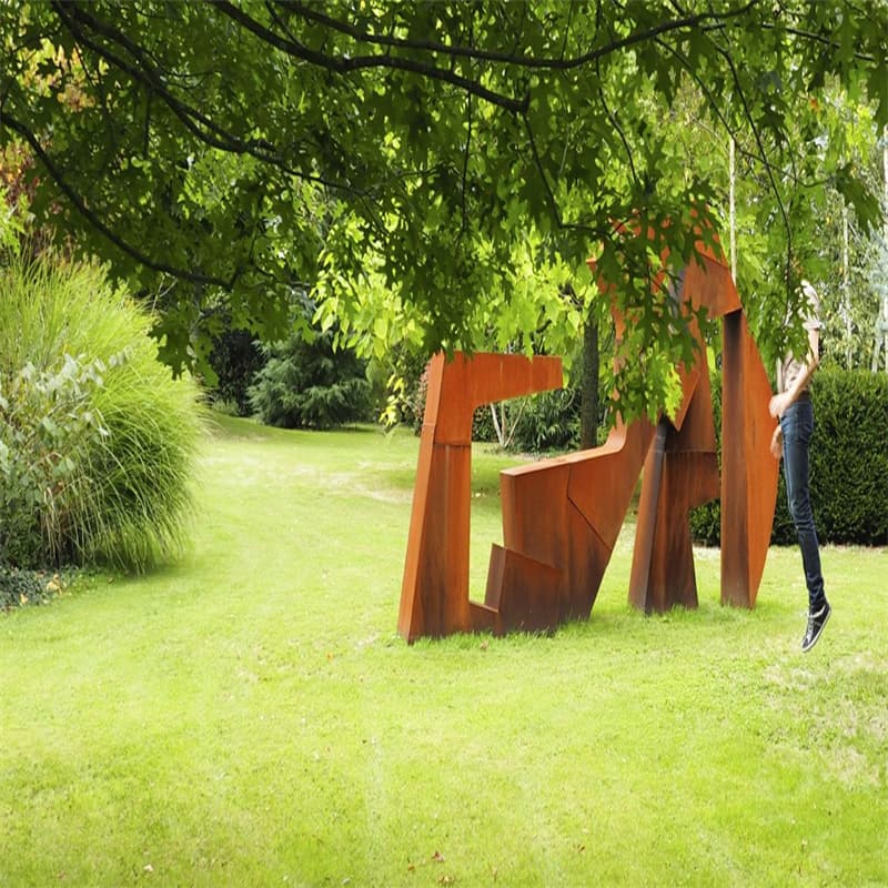 Maintenance-Free Rusty Garden Ornaments Wholesale