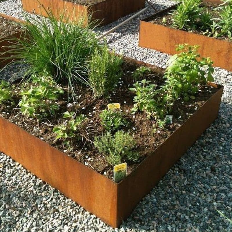 Vintage Style Garden Bed Edging Supplier