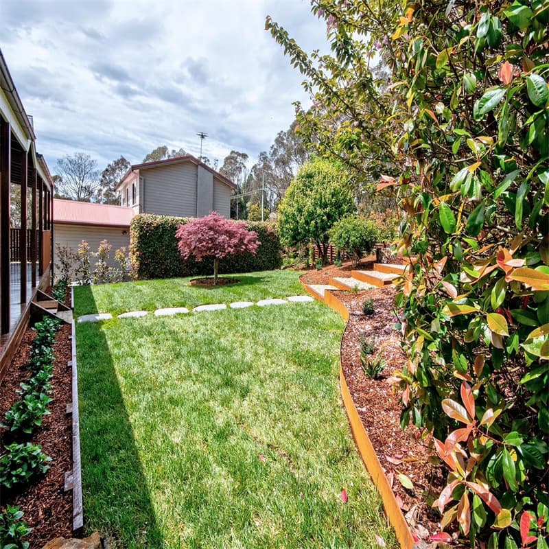 Customized Garden Metal Edging Design